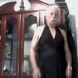 74yroldgaymale's Chat & Dating Profile