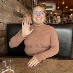 Alyson49's Chat & Dating Profile