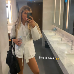 Amanda's Chat & Dating Profile