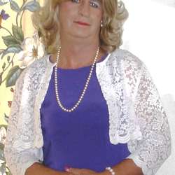 AngelaMarieBlake's Chat & Dating Profile