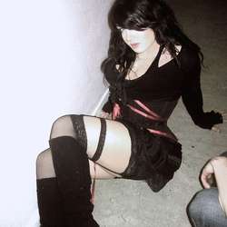 Angelynnne's Chat & Dating Profile