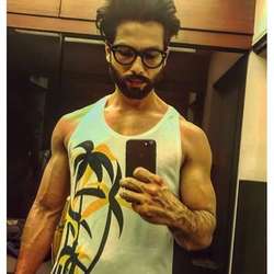 Arsaa7's Chat & Dating Profile