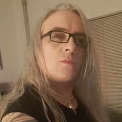 Ashleyhoney's Chat & Dating Profile