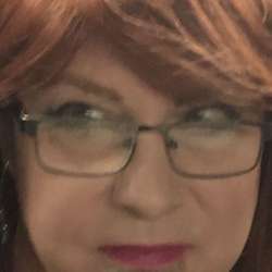 AstridRoxx's Chat & Dating Profile