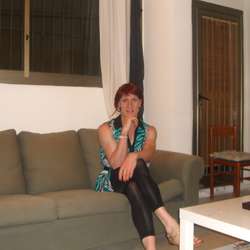 Avital's Chat & Dating Profile