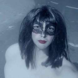 Azurafoxxy's Chat & Dating Profile