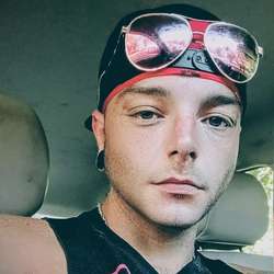 BamBigalo's Chat & Dating Profile