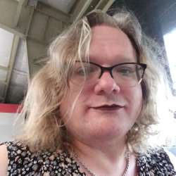 BelleEpic's Chat & Dating Profile