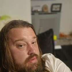 Bigwelsh7's Chat & Dating Profile