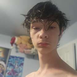 BrokenDesert's Chat & Dating Profile