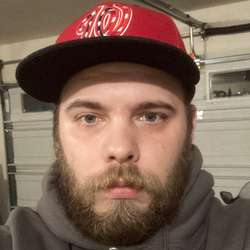 Budzmakinzie's Chat & Dating Profile