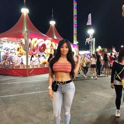 CarlaMariana's Chat & Dating Profile