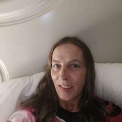 Chels's Chat & Dating Profile