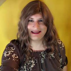 ChristinaCDwny's Chat & Dating Profile