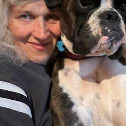 ClaireBare's Chat & Dating Profile