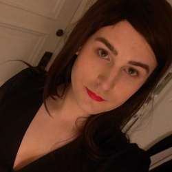 Claris's Chat & Dating Profile