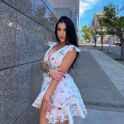 Conniec20's Chat & Dating Profile