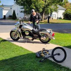 Cumtogether95's Chat & Dating Profile