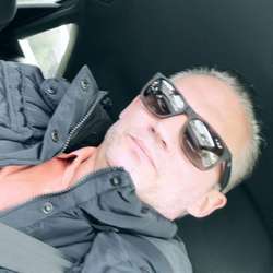 Daniel0119183's Chat & Dating Profile