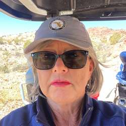 Danielle93010's Chat & Dating Profile