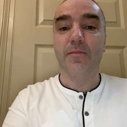 DateorMate's Chat & Dating Profile