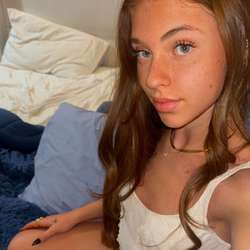 DesireeTG's Chat & Dating Profile