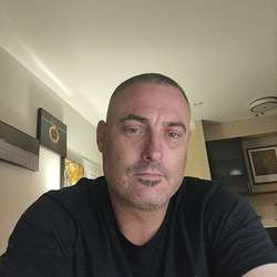 DikPikles07's Chat & Dating Profile