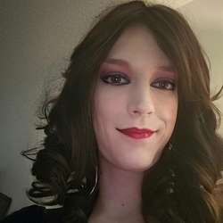 Dreamgirlcd's Chat & Dating Profile