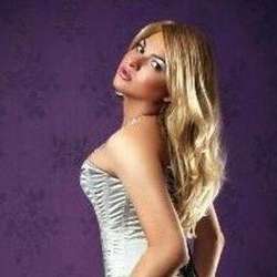 Emily's Chat & Dating Profile