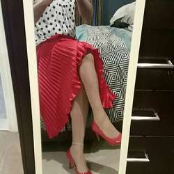 ErinRinald's Chat & Dating Profile