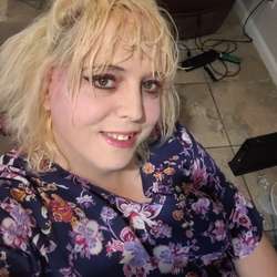 Feliciatucson's Chat & Dating Profile