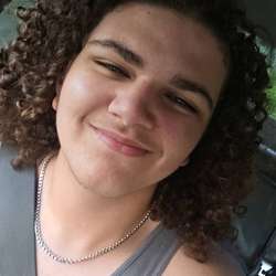 Felipe's Chat & Dating Profile