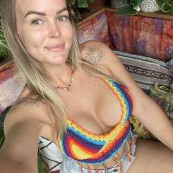 Goddessnaomi's Chat & Dating Profile