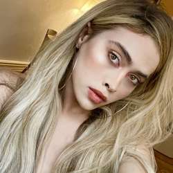 HannaUK's Chat & Dating Profile