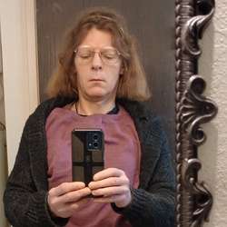 Hoepe's Chat & Dating Profile