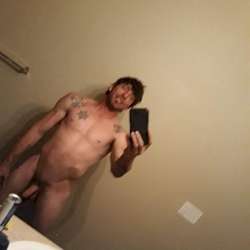 J2thaO84's Chat & Dating Profile