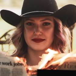 Jezrielle's Chat & Dating Profile