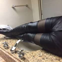 Joanana13's Chat & Dating Profile
