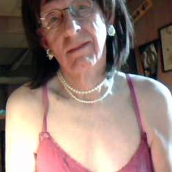 KatherineDear's Chat & Dating Profile