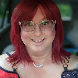 KimPhilips's Chat & Dating Profile