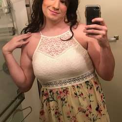 Kimberlee's Chat & Dating Profile