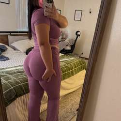 Laurakslr1's Chat & Dating Profile