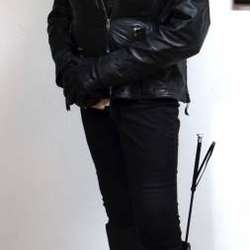 Lorraine's Chat & Dating Profile