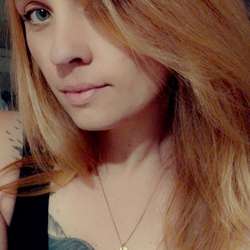 Lovelyred89's Chat & Dating Profile