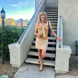 Lynniegirl's Chat & Dating Profile