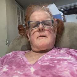 MackenzieSkyler's Chat & Dating Profile