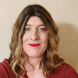 MichaelaO's Chat & Dating Profile