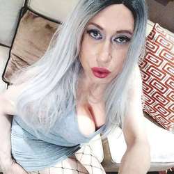 MoniqueChantal's Chat & Dating Profile