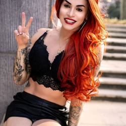 Nathalie's Chat & Dating Profile