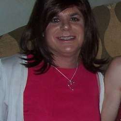 NicoleB's Chat & Dating Profile